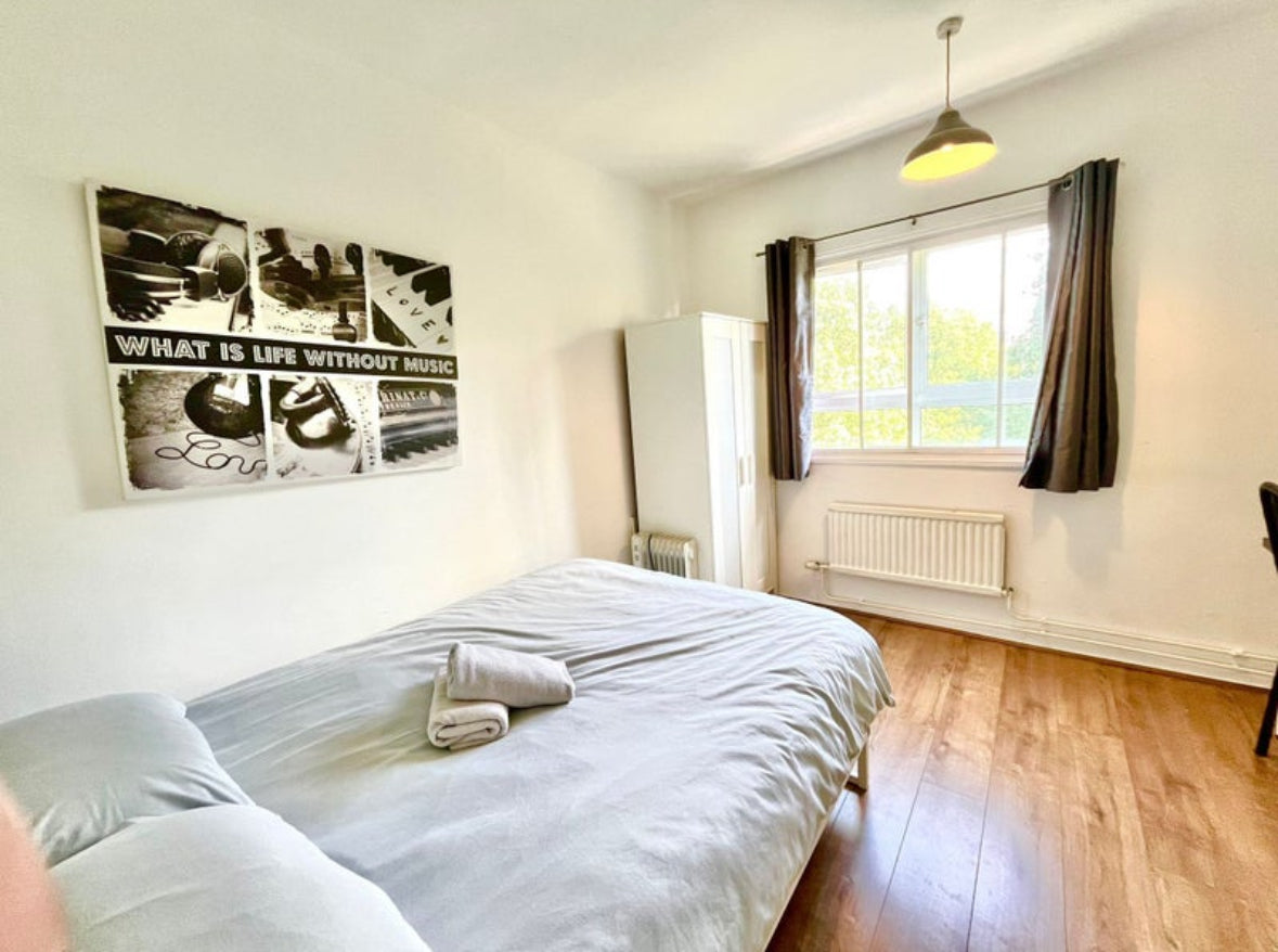 4 bedroom Flat (NW1)